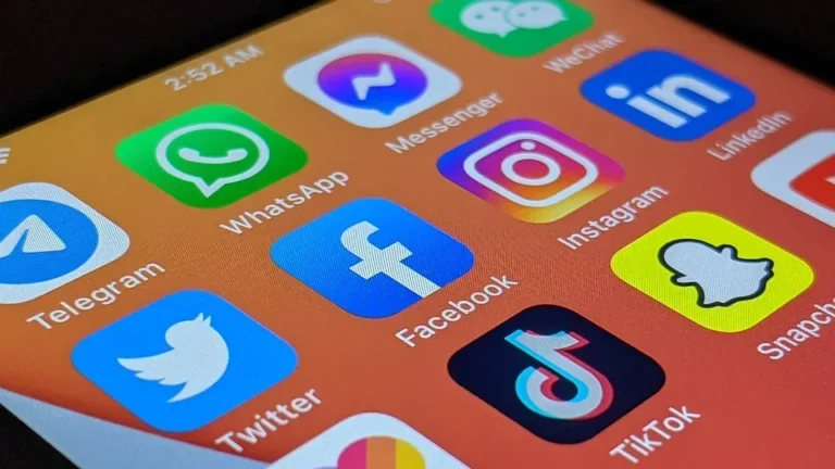 Quais são as principais tendências para o Instagram e o TikTok em 2022